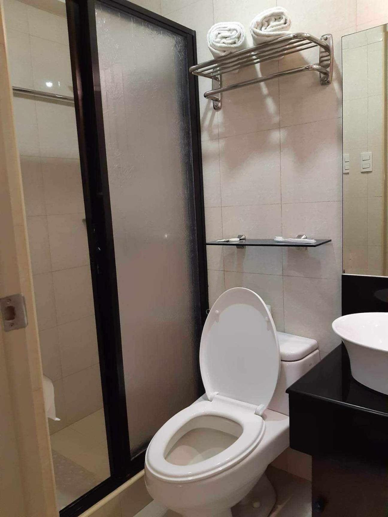 Sarasota Residential Resort Cluster 4 Unit 6B, 6C And 6L By Manny Newport Blvd, Across Naia T3 & Near Resorts World Manila, Pasay City Kültér fotó
